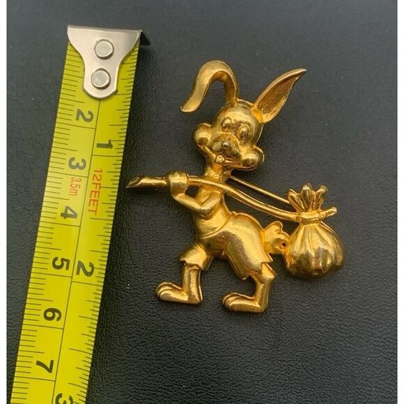 Vintage Gold Tone Hobo Bunny Rabbit Brooch - Picture 4 of 4